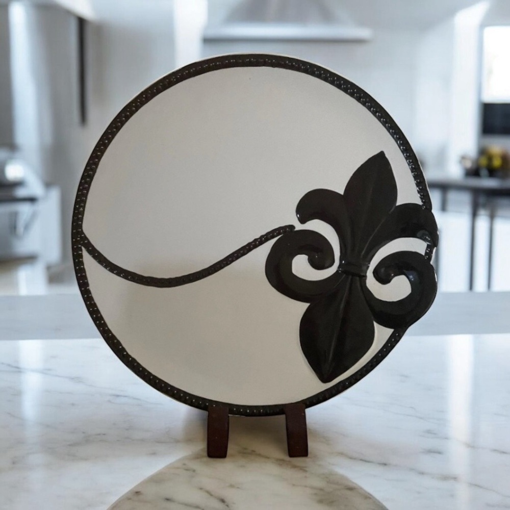 Fleur de Lis Fleur Royal Coushata Casino Resort Decorative Dining Party Platter